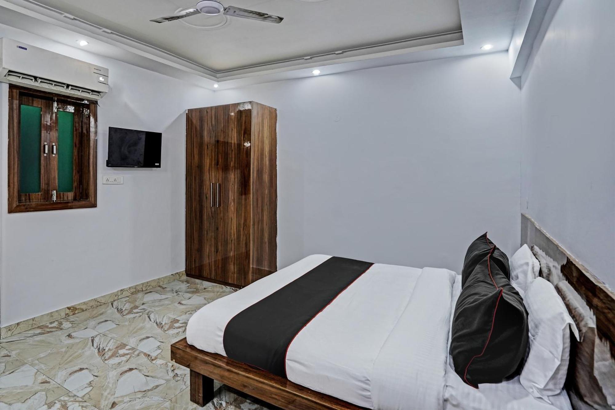 Collection O Grand King Hotel New Delhi